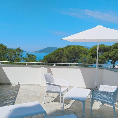 Hotel Byron Lerici Esterno foto