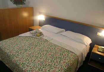 Hotel Byron Lerici Esterno foto